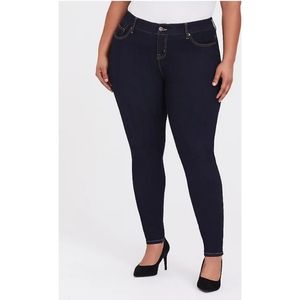 Torrid Bombshell skinny jeans